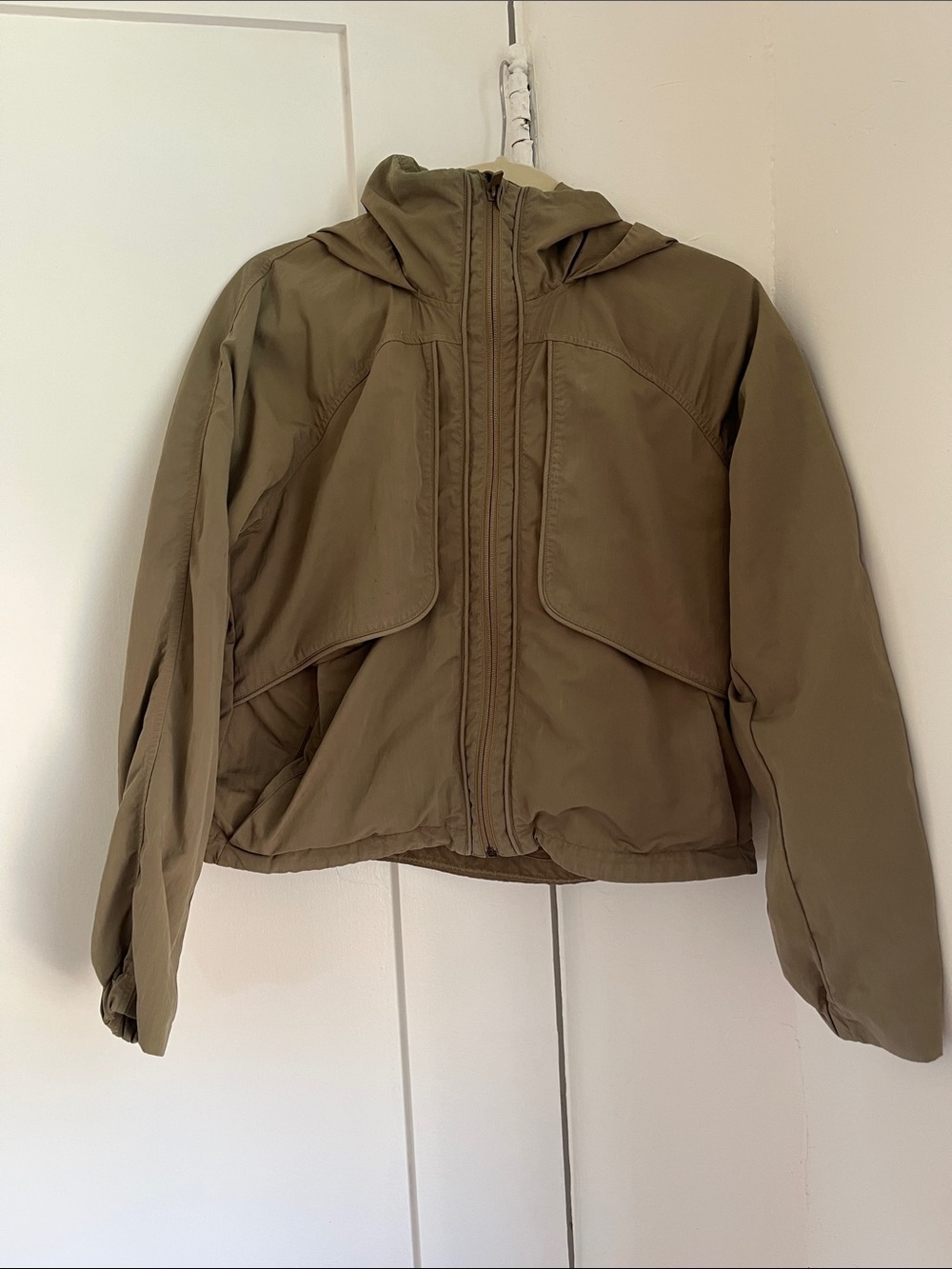 Lululemon Always Effortless Jacket
Evolve